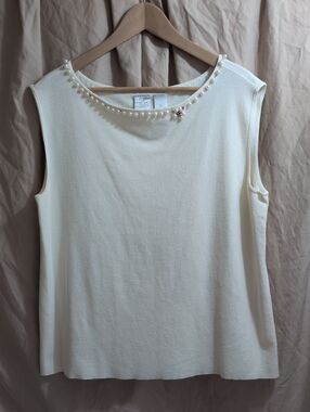 Emma James(Liz Claiborne Company) 1X Sleeveless Pearl‑Neck Sweater – Cream